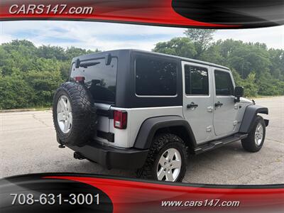 2012 Jeep Wrangler Unlimited Sport - Photo 5 - Midlothian, IL 60445