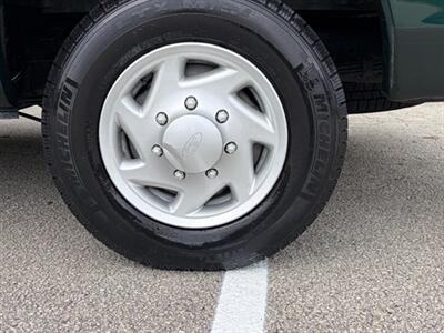 2009 Ford E-150 XL - Photo 24 - Midlothian, IL 60445
