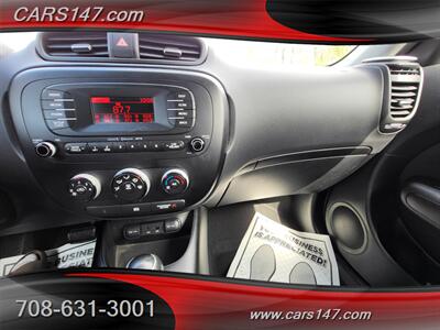 2014 Kia Soul + - Photo 19 - Midlothian, IL 60445