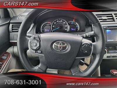 2014 Toyota Camry XLE   - Photo 16 - Midlothian, IL 60445