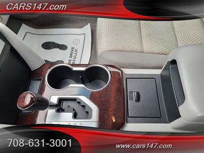 2014 Toyota Camry XLE   - Photo 20 - Midlothian, IL 60445