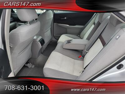 2014 Toyota Camry XLE   - Photo 13 - Midlothian, IL 60445