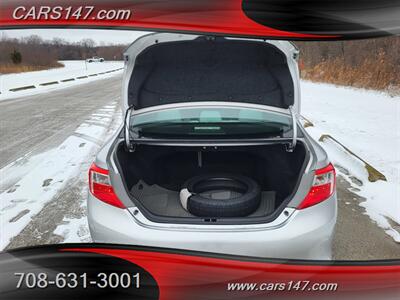 2014 Toyota Camry XLE   - Photo 10 - Midlothian, IL 60445