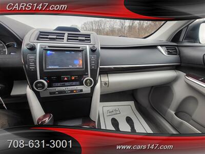 2014 Toyota Camry XLE   - Photo 19 - Midlothian, IL 60445