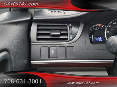 2014 Toyota Camry XLE   - Photo 21 - Midlothian, IL 60445