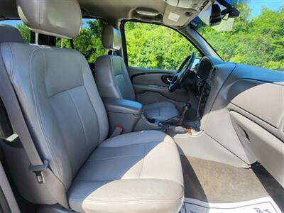 2004 Buick Rainier CXL   - Photo 17 - Midlothian, IL 60445