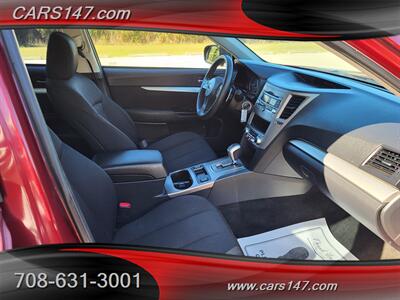 2012 Subaru Outback 2.5i   - Photo 10 - Midlothian, IL 60445