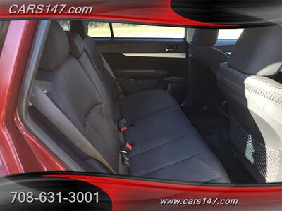 2012 Subaru Outback 2.5i   - Photo 11 - Midlothian, IL 60445