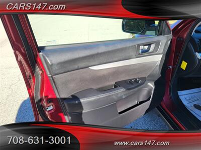 2012 Subaru Outback 2.5i   - Photo 14 - Midlothian, IL 60445