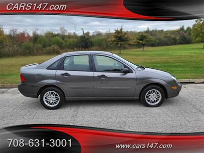 2007 Ford Focus ZX4 SE   - Photo 5 - Midlothian, IL 60445