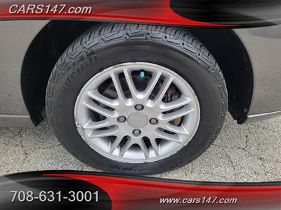 2007 Ford Focus ZX4 SE   - Photo 27 - Midlothian, IL 60445