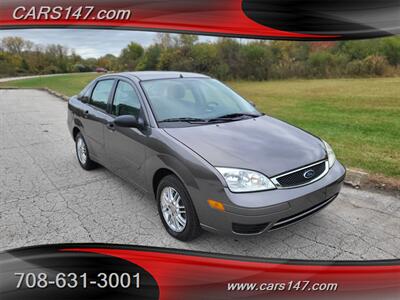 2007 Ford Focus ZX4 SE   - Photo 4 - Midlothian, IL 60445