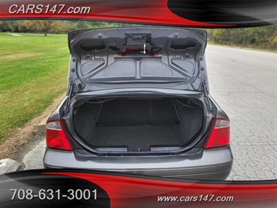 2007 Ford Focus ZX4 SE   - Photo 9 - Midlothian, IL 60445