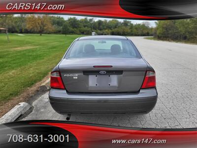 2007 Ford Focus ZX4 SE   - Photo 7 - Midlothian, IL 60445