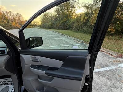 2011 Honda Odyssey EX-L w/DVD   - Photo 27 - Midlothian, IL 60445