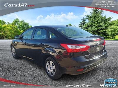 2013 Ford Focus S   - Photo 3 - Midlothian, IL 60445