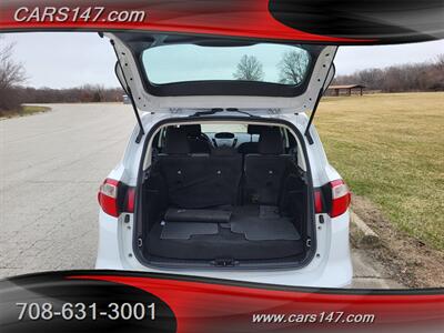 2015 Ford C-MAX Hybrid SE   - Photo 10 - Midlothian, IL 60445