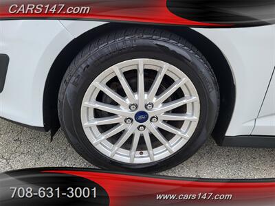 2015 Ford C-MAX Hybrid SE   - Photo 30 - Midlothian, IL 60445