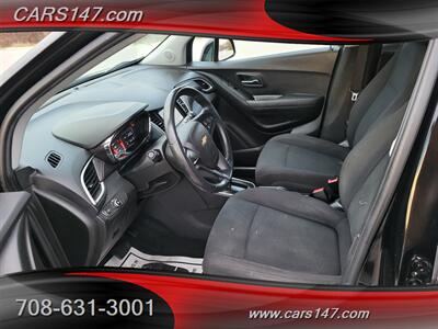 2018 Chevrolet Trax LS   - Photo 10 - Midlothian, IL 60445