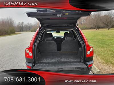 2006 Volvo XC90 2.5T   - Photo 10 - Midlothian, IL 60445