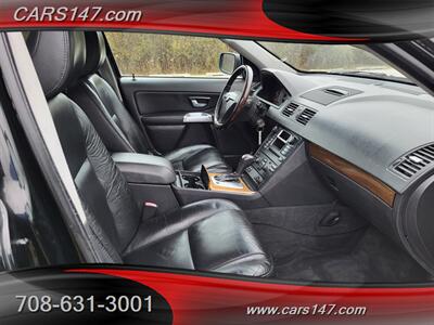 2006 Volvo XC90 2.5T   - Photo 12 - Midlothian, IL 60445