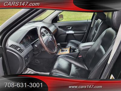 2006 Volvo XC90 2.5T   - Photo 11 - Midlothian, IL 60445