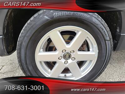 2006 Volvo XC90 2.5T   - Photo 27 - Midlothian, IL 60445