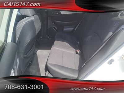 2017 Subaru Outback 2.5i Premium   - Photo 10 - Midlothian, IL 60445