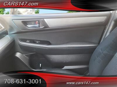 2017 Subaru Outback 2.5i Premium   - Photo 20 - Midlothian, IL 60445