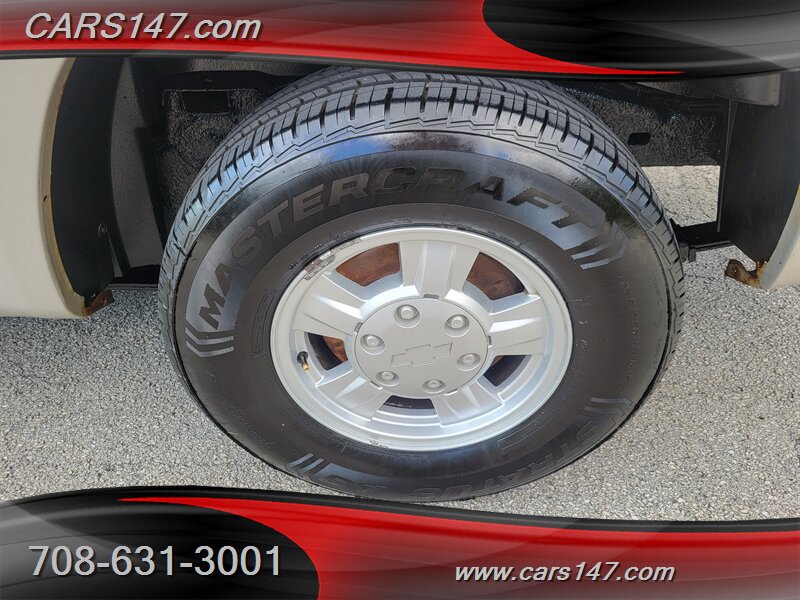 2004 Chevrolet Colorado Z71 LS Base photo 23
