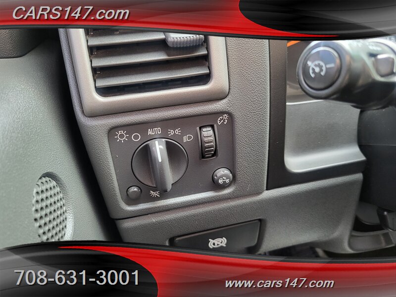 2004 Chevrolet Colorado Z71 LS Base photo 19