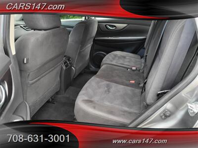 2015 Nissan Rogue S   - Photo 15 - Midlothian, IL 60445