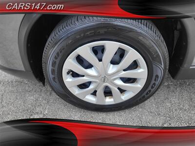 2015 Nissan Rogue S   - Photo 29 - Midlothian, IL 60445