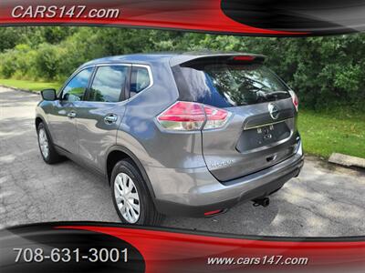 2015 Nissan Rogue S   - Photo 8 - Midlothian, IL 60445