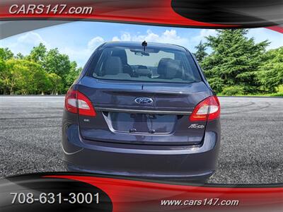 2013 Ford Fiesta SE   - Photo 4 - Midlothian, IL 60445