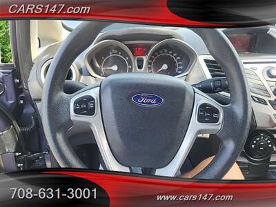 2013 Ford Fiesta SE   - Photo 15 - Midlothian, IL 60445