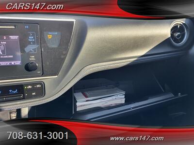 2018 Toyota Corolla SE   - Photo 18 - Midlothian, IL 60445