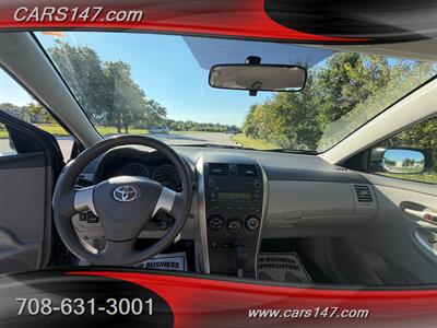 2010 Toyota Corolla LE   - Photo 12 - Midlothian, IL 60445