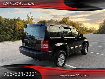 2012 Jeep Liberty Sport   - Photo 5 - Midlothian, IL 60445