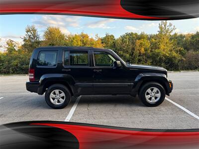 2012 Jeep Liberty Sport   - Photo 6 - Midlothian, IL 60445
