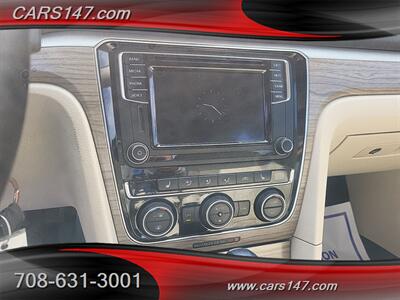 2016 Volkswagen Passat 1.8T SE   - Photo 13 - Midlothian, IL 60445