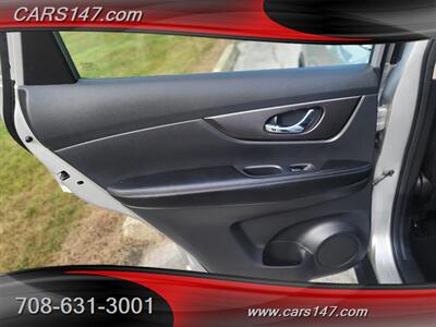 2015 Nissan Rogue S   - Photo 21 - Midlothian, IL 60445