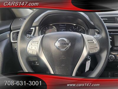 2015 Nissan Rogue S   - Photo 10 - Midlothian, IL 60445