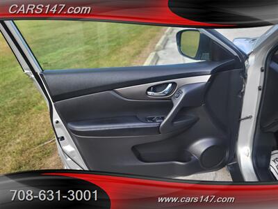 2015 Nissan Rogue S   - Photo 20 - Midlothian, IL 60445
