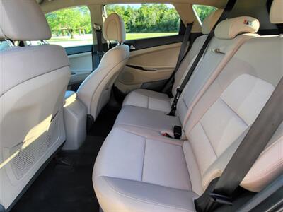 2016 Hyundai TUCSON SE - Photo 17 - Midlothian, IL 60445