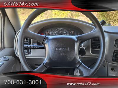 2004 GMC Safari SL   - Photo 10 - Midlothian, IL 60445