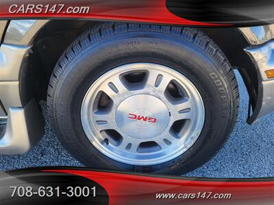 2004 GMC Safari SL   - Photo 22 - Midlothian, IL 60445