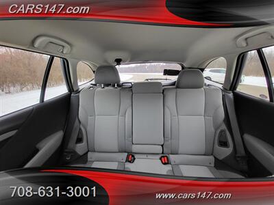 2021 Subaru Outback Premium   - Photo 15 - Midlothian, IL 60445