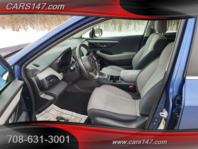 2021 Subaru Outback Premium   - Photo 11 - Midlothian, IL 60445