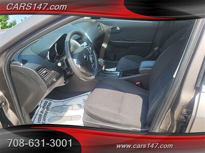 2011 Chevrolet Malibu LT   - Photo 9 - Midlothian, IL 60445